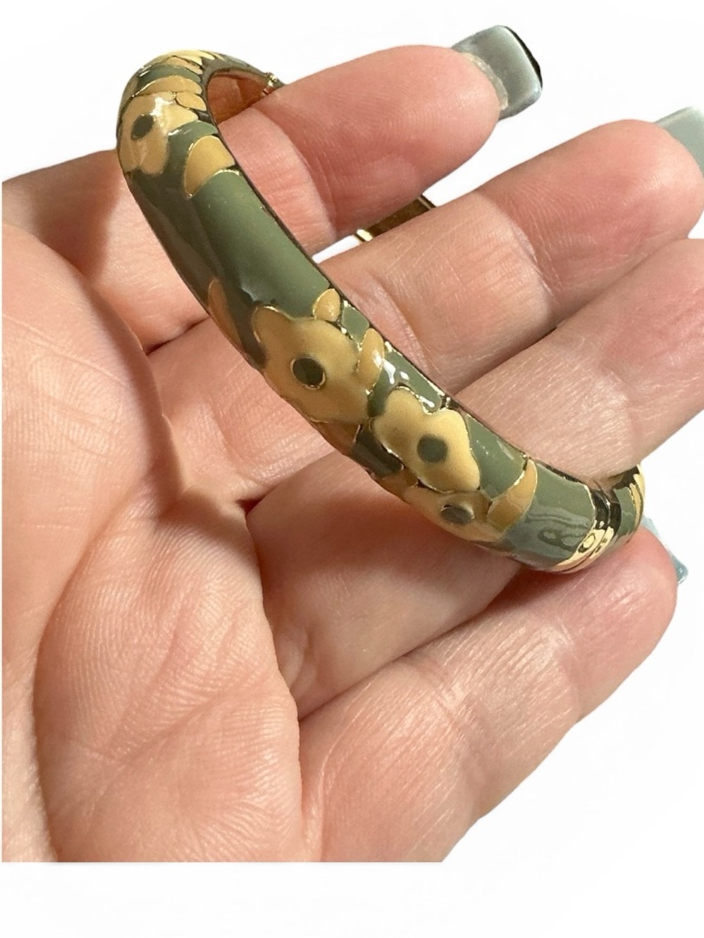 Vintage Floral Enamel Cloisonne Hinged Clamper Bangle Bracelet in Green & Yellow